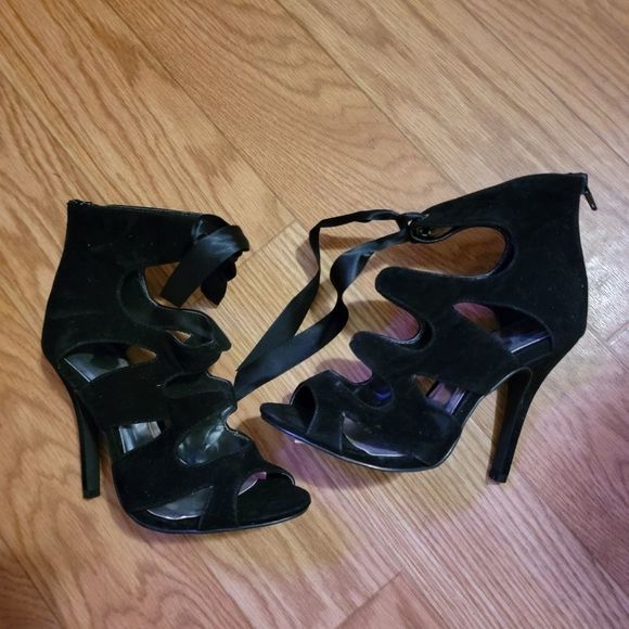 NEW Liliana Ribbon Tie Up Strappy Suede High Heel Sandals - Picture 10 of 11